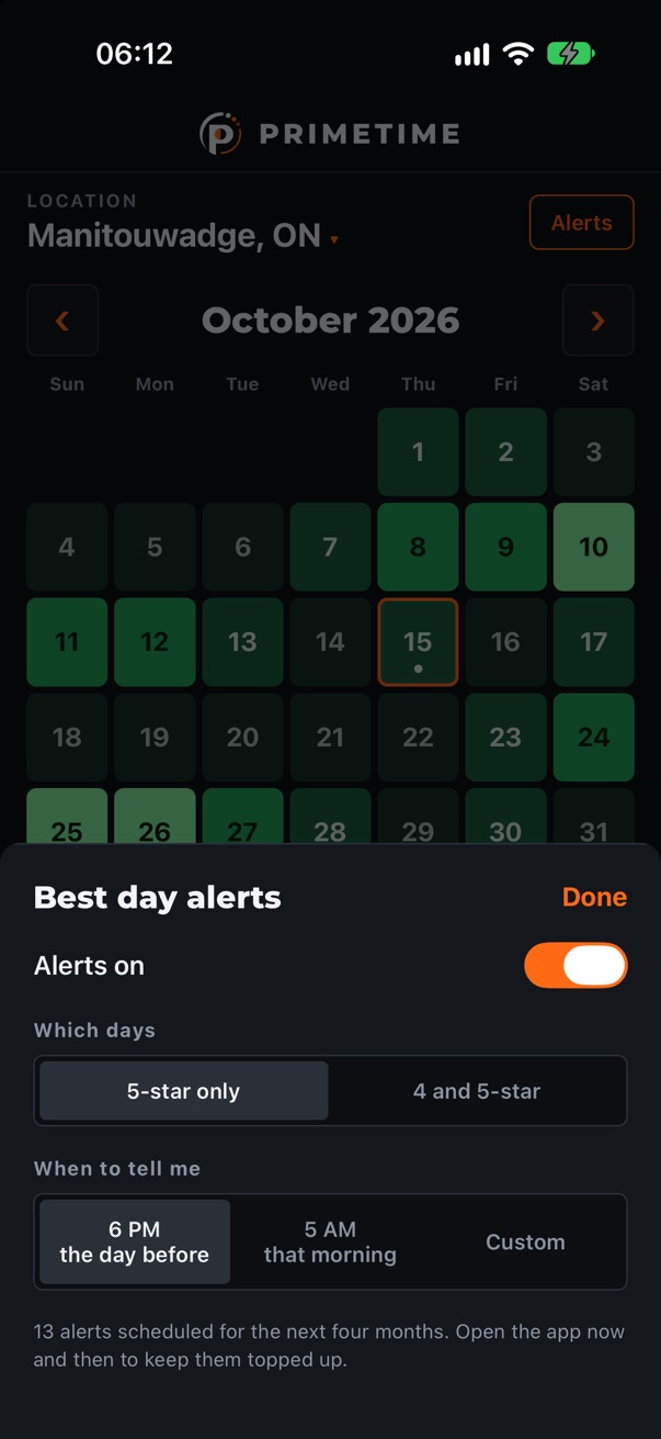 Calendar with the best day alerts sheet open: alerts on, 5-star days only, 6 PM the day before, 13 alerts scheduled